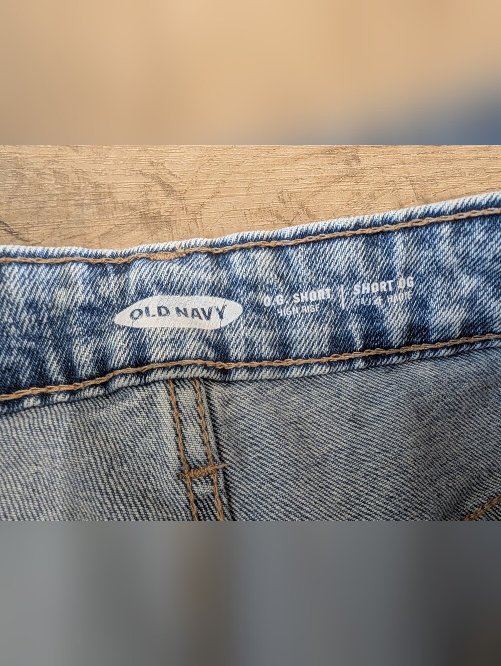 Old Navy Light Blue Rolled-Hem Denim Shorts - Picture 6 of 7